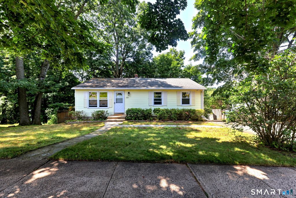 232 Anns Farm Road, Hamden, CT 06518