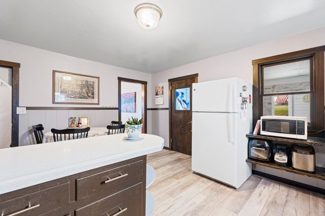 2032 Wabasha Avenue, Saint Charles, MN 55972