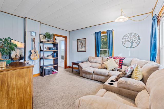 2032 Wabasha Avenue, Saint Charles, MN 55972