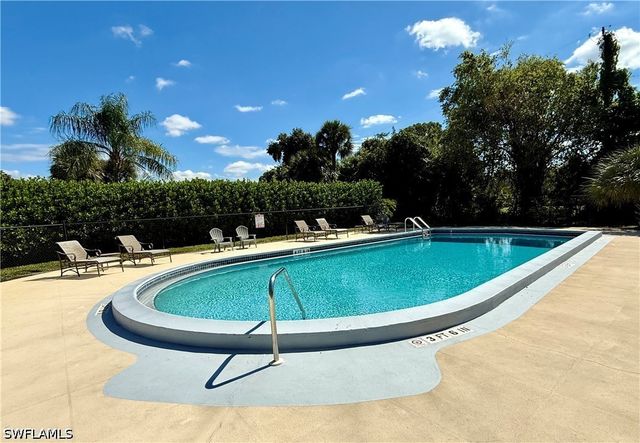 1211 Rosemary CT Unit C104, Naples, FL 34103