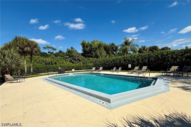 1211 Rosemary CT Unit C104, Naples, FL 34103