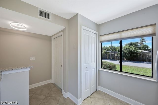 1211 Rosemary CT Unit C104, Naples, FL 34103