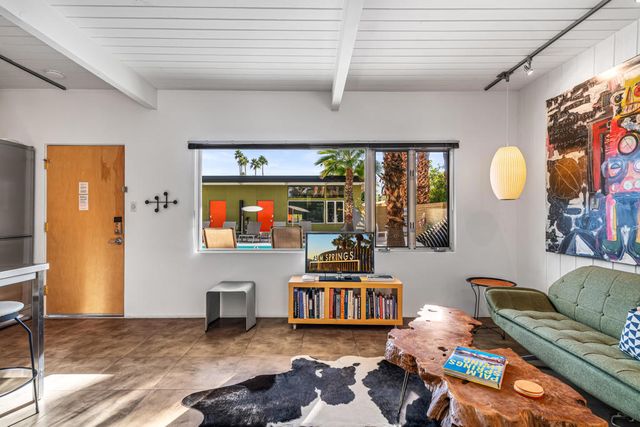 1611 S Calle Palo Fierro 4, Palm Springs, CA 92264