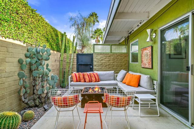 1611 S Calle Palo Fierro 4, Palm Springs, CA 92264