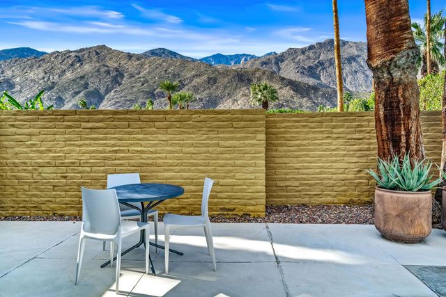 1611 S Calle Palo Fierro 4, Palm Springs, CA 92264