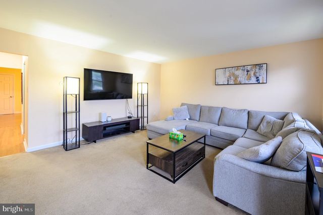 171 HOPEWELL LN, Telford, PA 18969