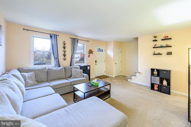 171 HOPEWELL LN, Telford, PA 18969