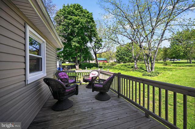 59 QUAKER RD, Parkesburg, PA 19365