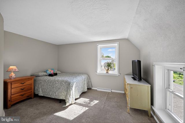 59 QUAKER RD, Parkesburg, PA 19365