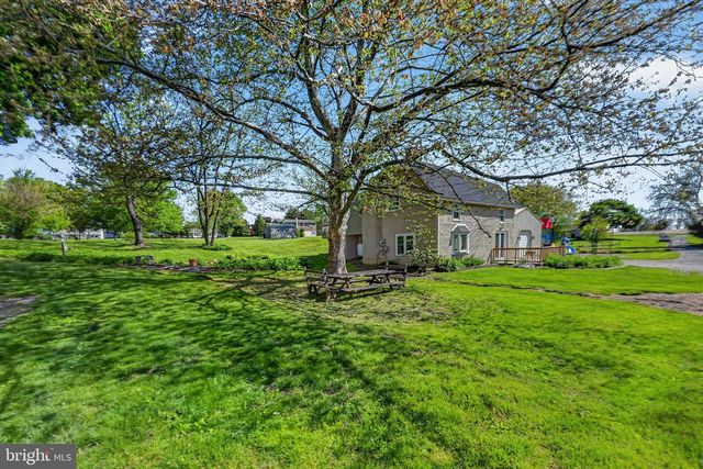 59 QUAKER RD, Parkesburg, PA 19365