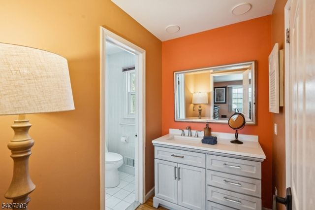 29 Woodside Dr, Rockaway Twp., NJ 07866