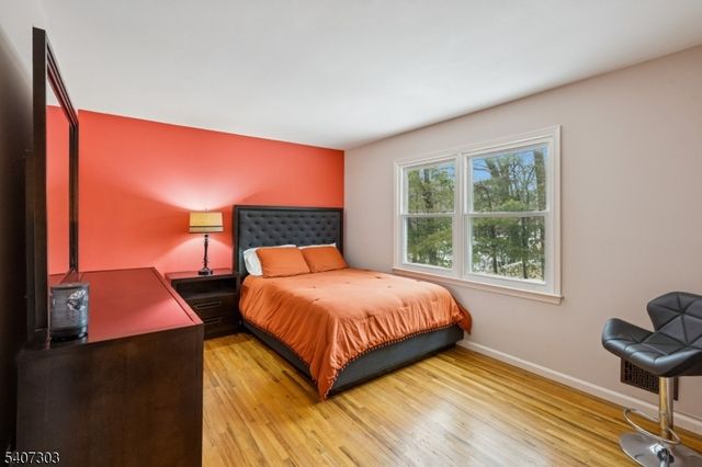 29 Woodside Dr, Rockaway Twp., NJ 07866