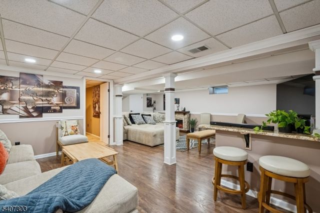 29 Woodside Dr, Rockaway Twp., NJ 07866