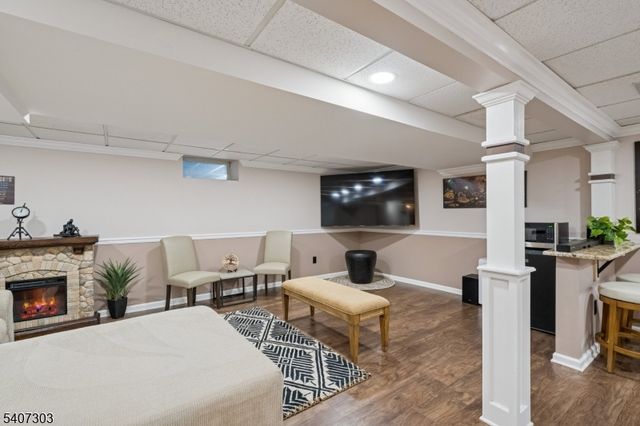 29 Woodside Dr, Rockaway Twp., NJ 07866