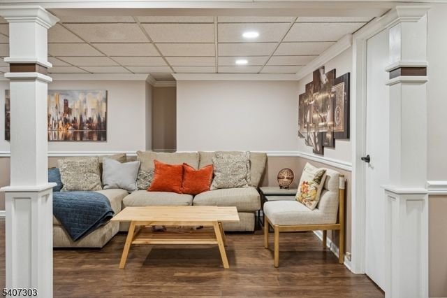 29 Woodside Dr, Rockaway Twp., NJ 07866