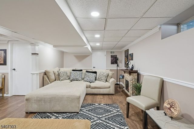 29 Woodside Dr, Rockaway Twp., NJ 07866