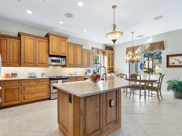 13911 SIENA LOOP, Lakewood Ranch, FL 34202