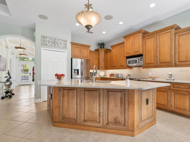 13911 SIENA LOOP, Lakewood Ranch, FL 34202