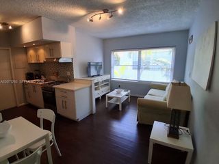 1555 Pennsylvania Ave 203, Miami Beach, FL 33139