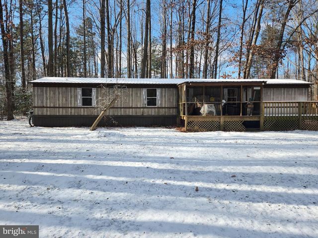 6101 GLEBE RUN RD, Partlow, VA 22534