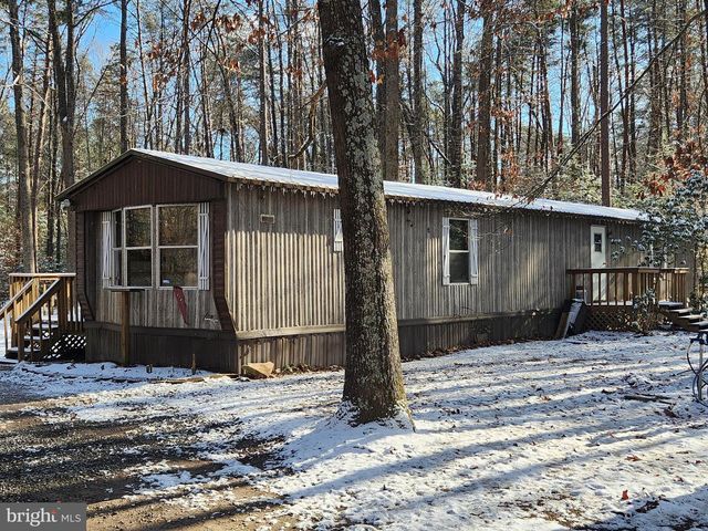 6101 GLEBE RUN RD, Partlow, VA 22534