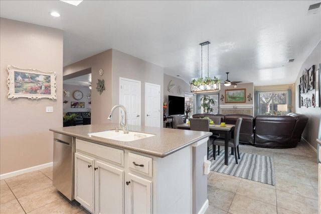 3624 N Jackie Street, Visalia, CA 93291