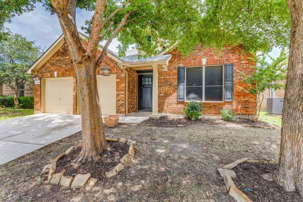 4812 Carrotwood Drive, Fort Worth, TX 76244