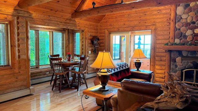 N10598 Howard Drive, Fox Lake, WI 53933