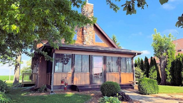 N10598 Howard Drive, Fox Lake, WI 53933