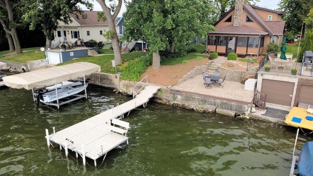N10598 Howard Drive, Fox Lake, WI 53933