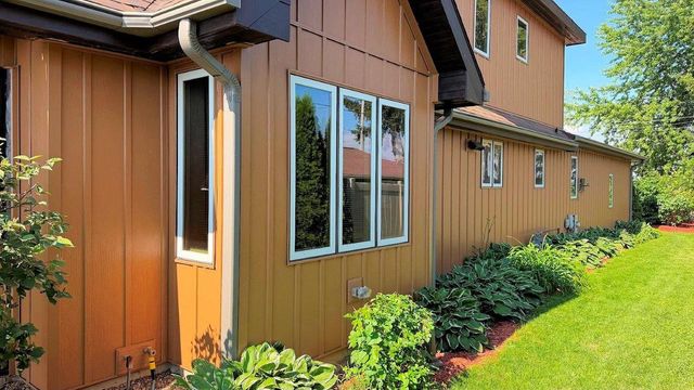 N10598 Howard Drive, Fox Lake, WI 53933