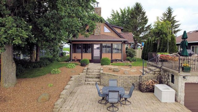 N10598 Howard Drive, Fox Lake, WI 53933