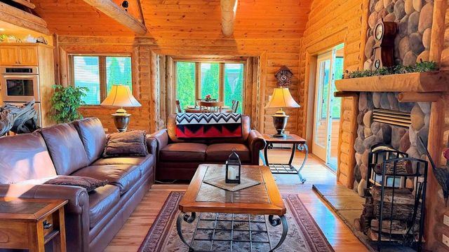 N10598 Howard Drive, Fox Lake, WI 53933