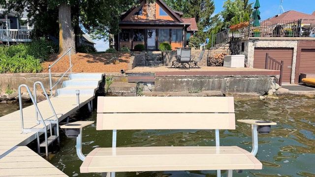 N10598 Howard Drive, Fox Lake, WI 53933