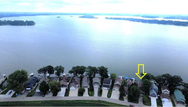 N10598 Howard Drive, Fox Lake, WI 53933
