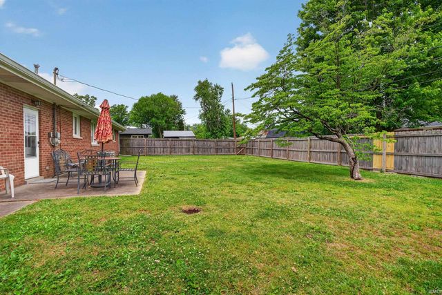 7510 E Mulberry Street, Evansville, IN 47715