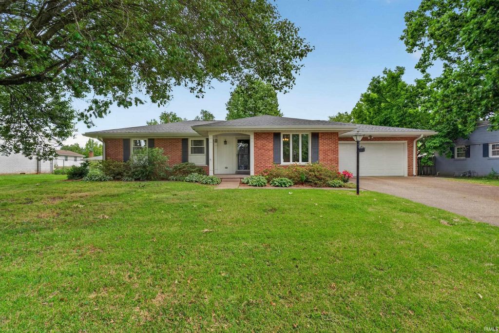 7510 E Mulberry Street, Evansville, IN 47715