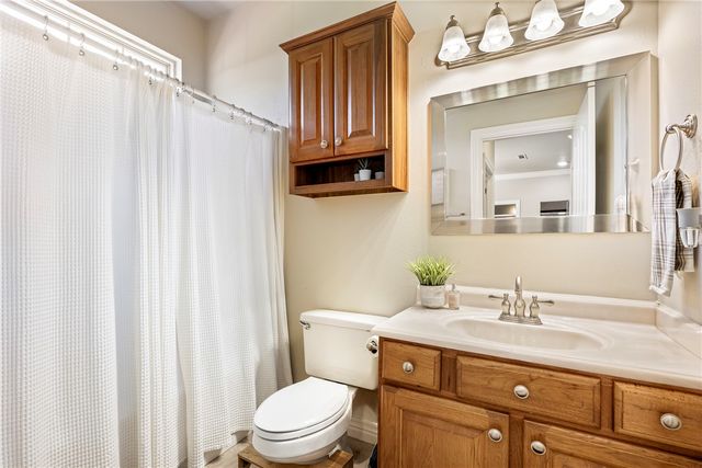 4829 W New Bridge Road, Fayetteville, AR 72704