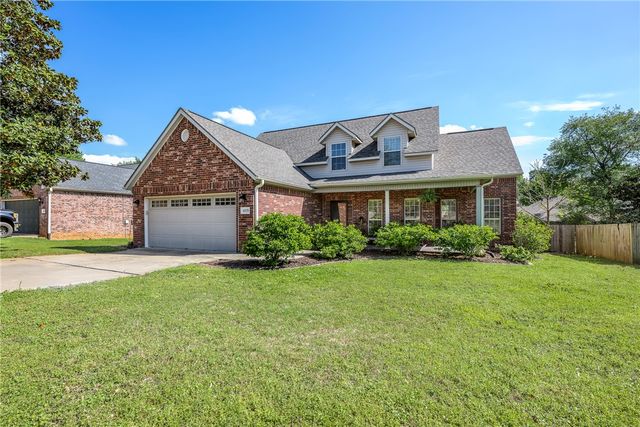4829 W New Bridge Road, Fayetteville, AR 72704