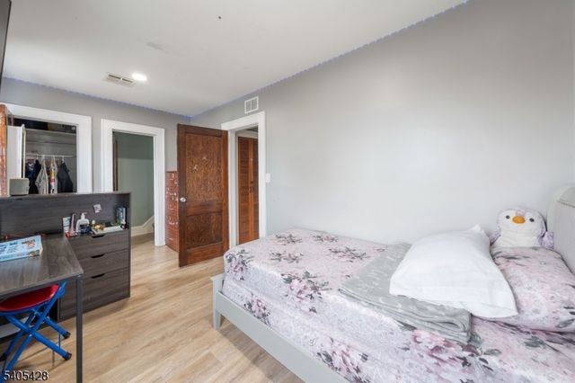 343 Dewitt St, Linden City, NJ 07036