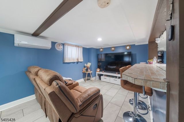 343 Dewitt St, Linden City, NJ 07036