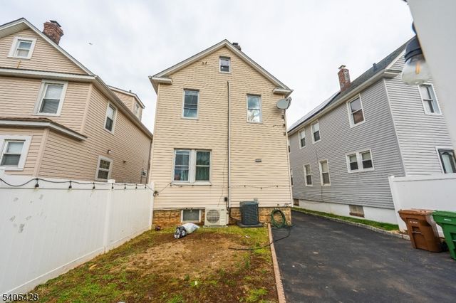 343 Dewitt St, Linden City, NJ 07036