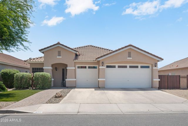 871 E HAROLD Drive, San Tan Valley, AZ 85140