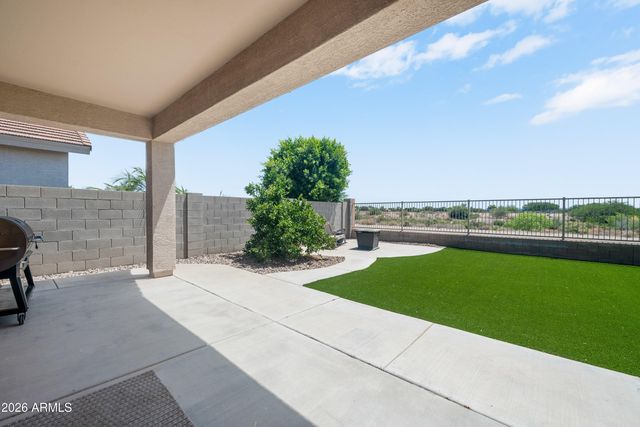 871 E HAROLD Drive, San Tan Valley, AZ 85140