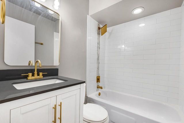 8254 N 106th STREET, Milwaukee, WI 53224