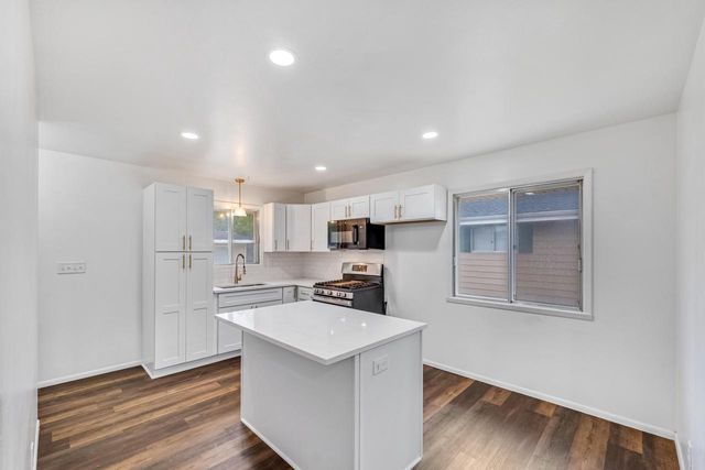 8254 N 106th STREET, Milwaukee, WI 53224