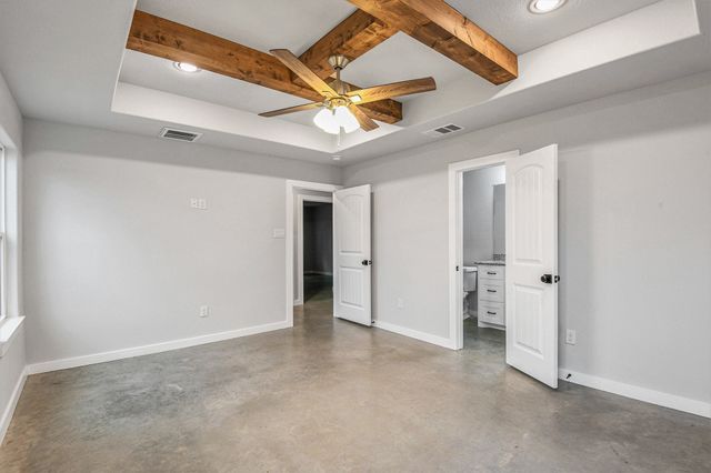 2223 Comet Trail, Granbury, TX 76048