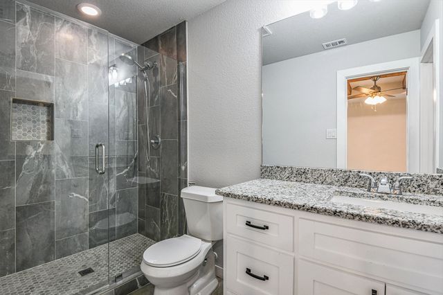 2223 Comet Trail, Granbury, TX 76048