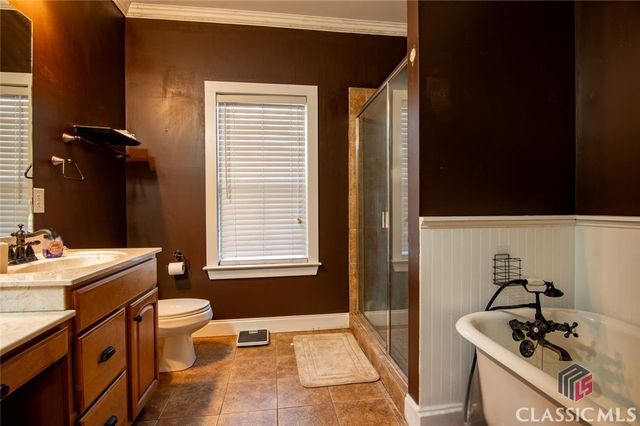 60 Live Oak Lane, Comer, GA 30629