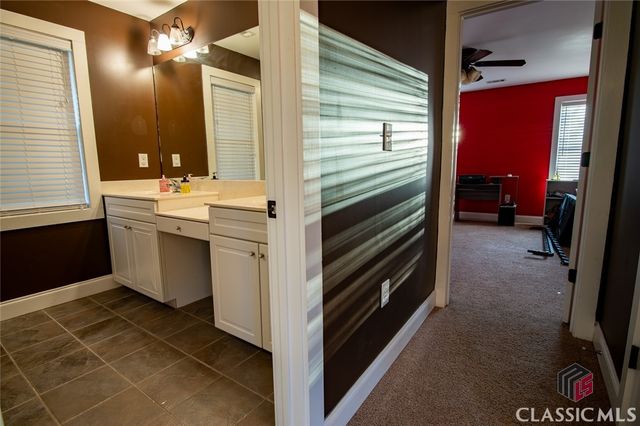 60 Live Oak Lane, Comer, GA 30629